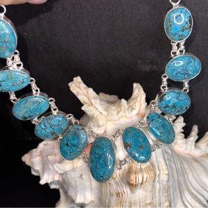 Gorgeous Kingman Turquoise gem medallions statement cluster Necklace